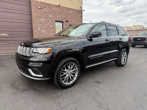 2017 Jeep Grand Cherokee Summit