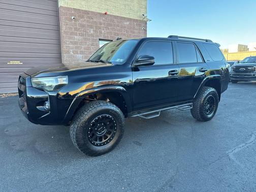 2019 Toyota 4Runner SR5