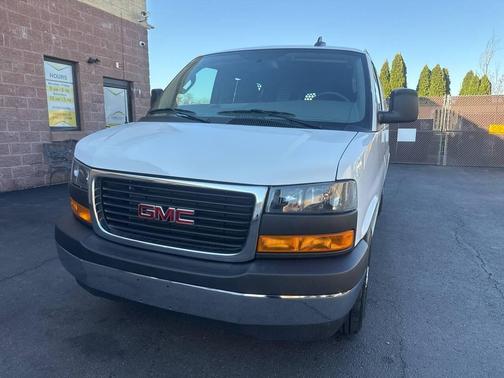 2024 GMC Savana 2500 Work Van