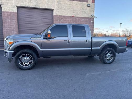2014 Ford F-250 Lariat 4x4 4dr Crew Cab 6.8 ft. SB Pickup