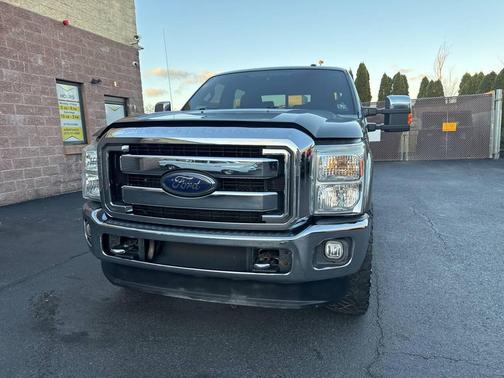 2014 Ford F-250 Lariat 4x4 4dr Crew Cab 6.8 ft. SB Pickup