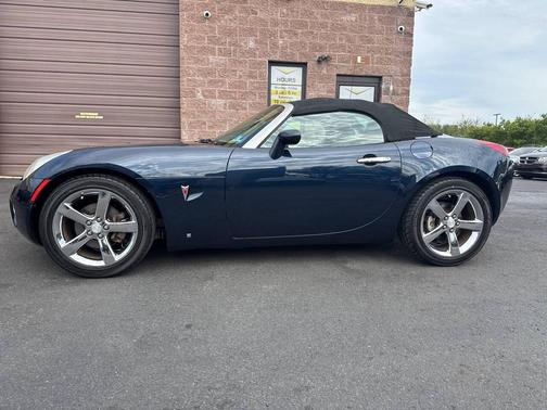 Blue 2006 Pontiac Solstice Base 2dr Convertible