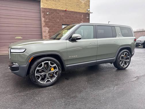 2023 Rivian R1S Launch Edition AWD 4dr SUV