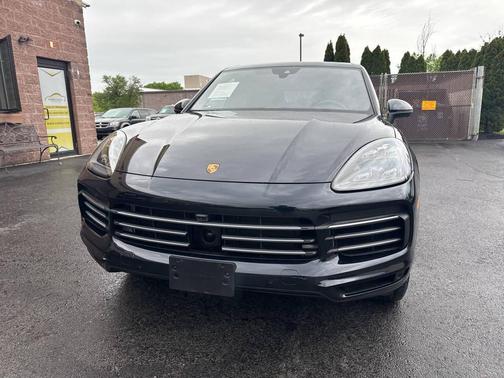 Blue 2020 Porsche Cayenne Cayenne E-Hybrid