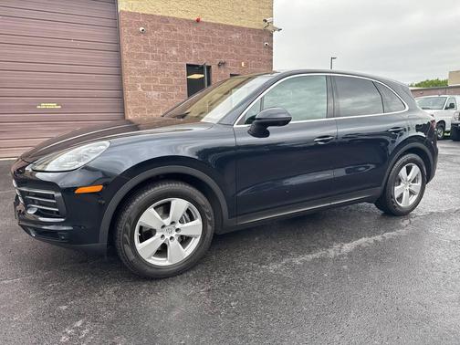 Blue 2020 Porsche Cayenne Cayenne E-Hybrid