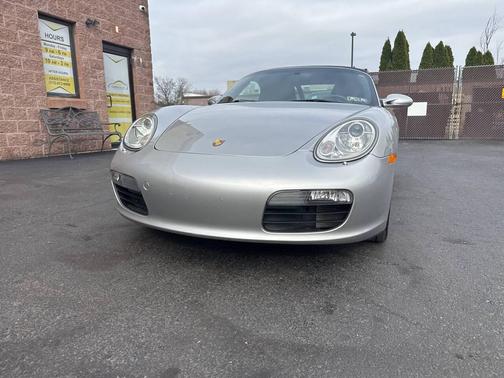 2005 Porsche Boxster Base 2dr Roadster