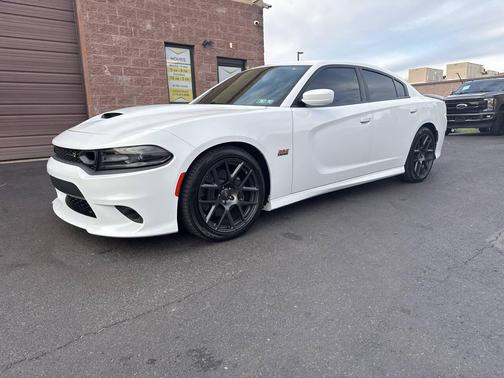 2019 Dodge Charger R/T Scat Pack