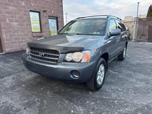 2003 Toyota Highlander Base