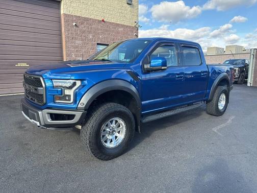 2018 Ford F-150 Raptor 4x4 4dr SuperCrew 5.5 ft. SB