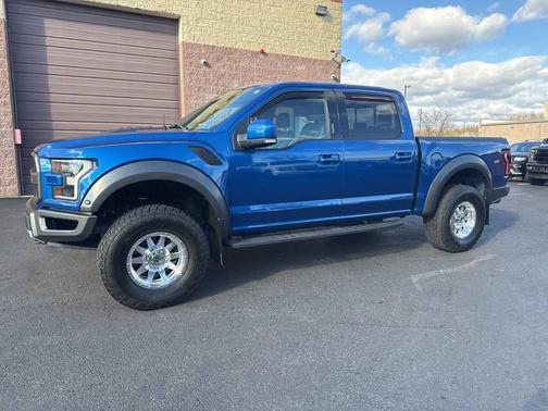 2018 Ford F-150 Raptor 4x4 4dr SuperCrew 5.5 ft. SB