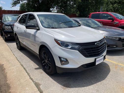 Iridescent Pearl Tricoat 2021 Chevrolet Equinox 1LT