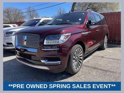 Burgundy 2018 Lincoln Navigator L Reserve