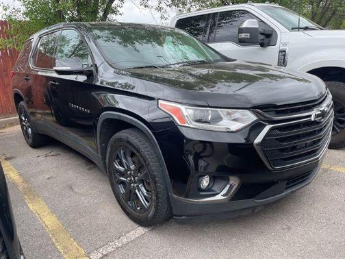 Mosaic Black Metallic 2019 Chevrolet Traverse RS
