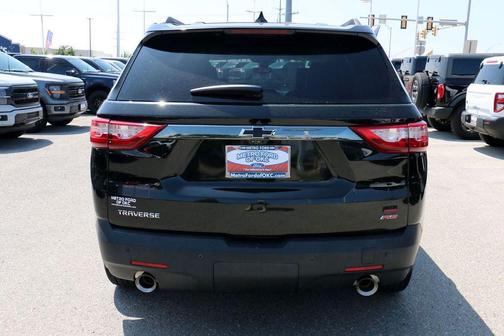 Mosaic Black Metallic 2019 Chevrolet Traverse RS
