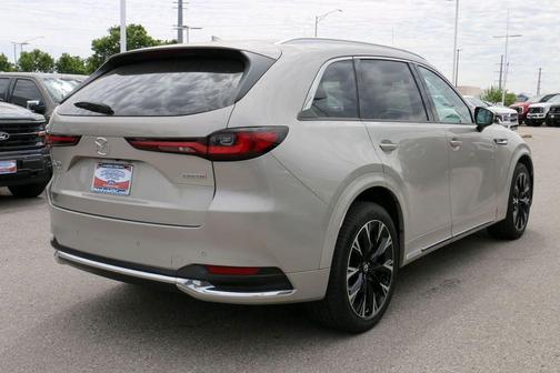 Platinum Quartz 2024 Mazda CX-90 3.3 Turbo S