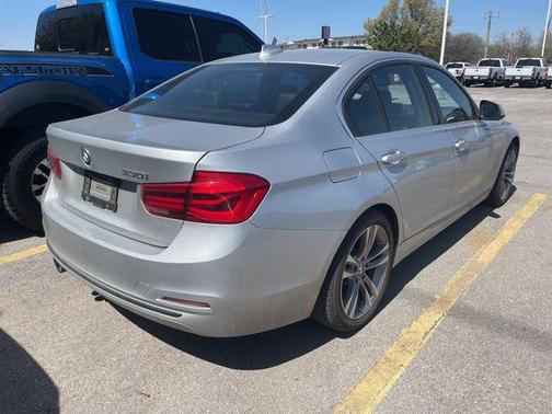 2018 BMW 330 330i
