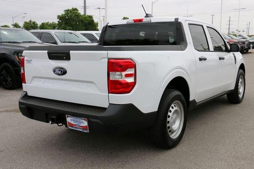 Oxford White 2026 Ford Maverick XL