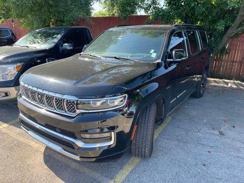 Diamond Black Crystal Pearlcoat 2022 Jeep Grand Wagoneer Series II 4x4