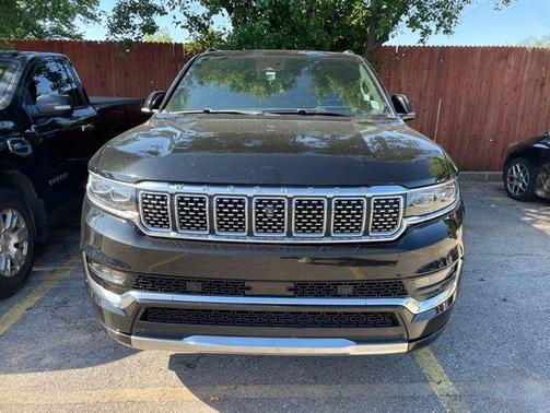 Diamond Black Crystal Pearlcoat 2022 Jeep Grand Wagoneer Series II 4x4