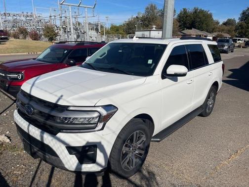 2022 Ford Expedition XLT