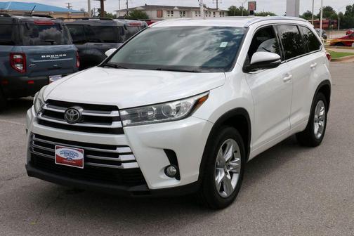 Blizzard Pearl 2017 Toyota Highlander Limited