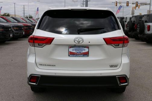 Blizzard Pearl 2017 Toyota Highlander Limited