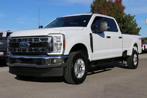 Oxford White 2026 Ford F-350 XLT