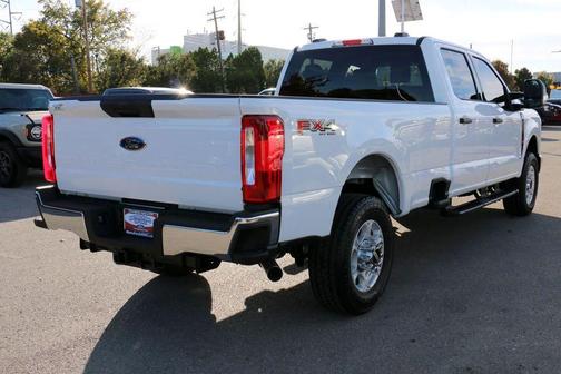 Oxford White 2026 Ford F-350 XLT