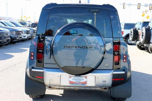 2023 Land Rover Defender 110 S