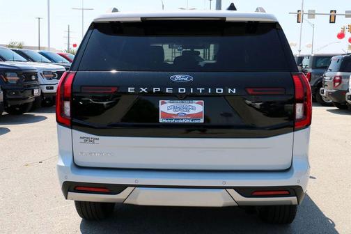 Space Silver Metallic 2026 Ford Expedition Platinum