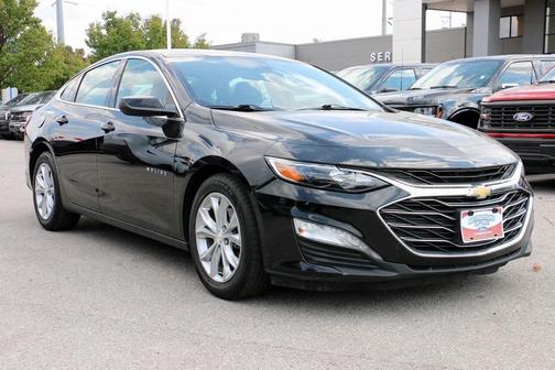 2022 Chevrolet Malibu FWD LT