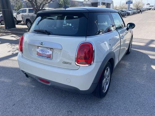 2015 MINI Hardtop Cooper