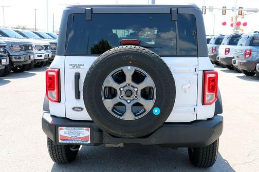 Oxford White 2026 Ford Bronco Big Bend