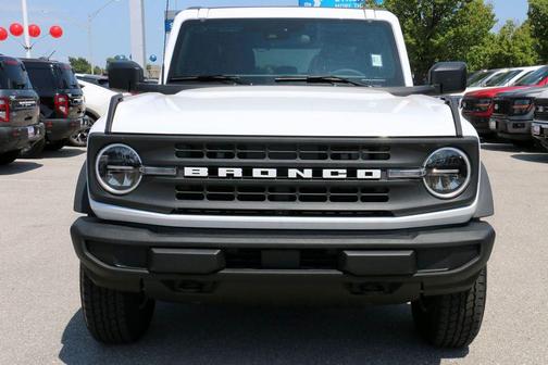 Oxford White 2026 Ford Bronco Big Bend