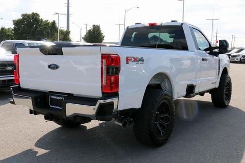 2023 Ford F-350 XLT