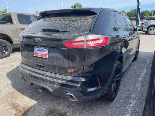 Agate Black Metallic 2019 Ford Edge ST