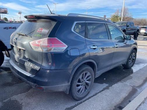 2016 Nissan Rogue SL