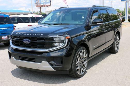 Agate Black Metallic 2026 Ford Expedition Max Platinum