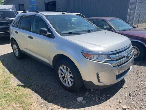 Ingot Silver 2013 Ford Edge SE