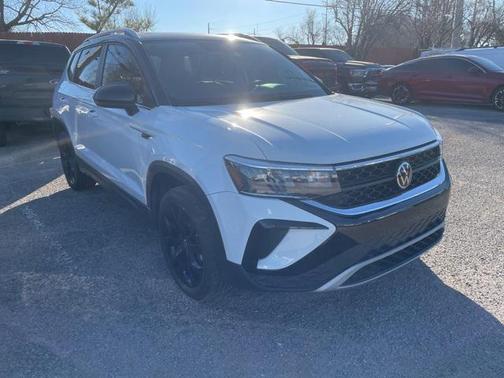 2023 Volkswagen Taos 1.5T SE