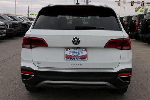 2023 Volkswagen Taos 1.5T SE