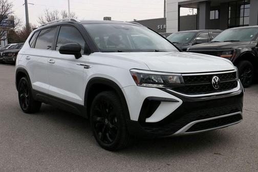 2023 Volkswagen Taos 1.5T SE