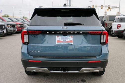 Vapor Blue Metallic 2026 Ford Explorer Active