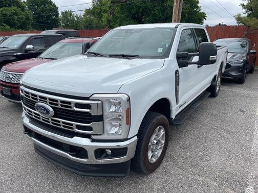 Oxford White 2026 Ford F-250 XLT