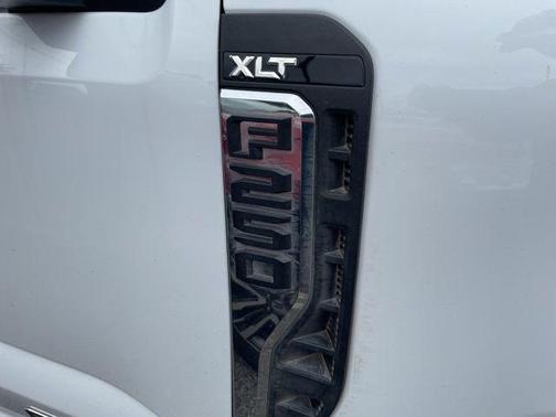 Oxford White 2026 Ford F-250 XLT