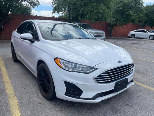 Oxford White 2020 Ford Fusion SE