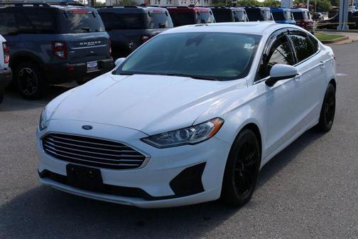 Oxford White 2020 Ford Fusion SE