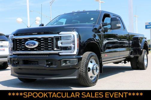 Agate Black Metallic 2026 Ford F-350 Platinum