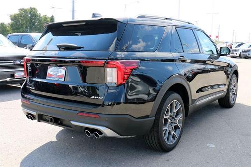2025 Ford Explorer Platinum