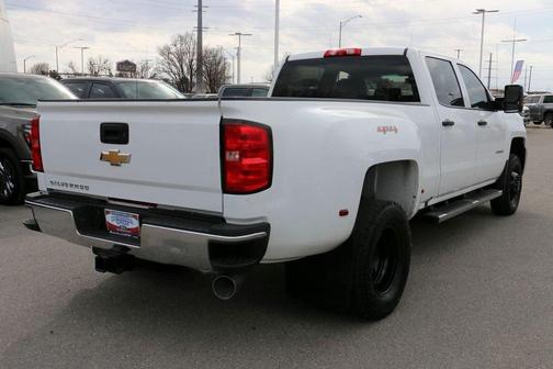 2017 Chevrolet Silverado 3500 WT